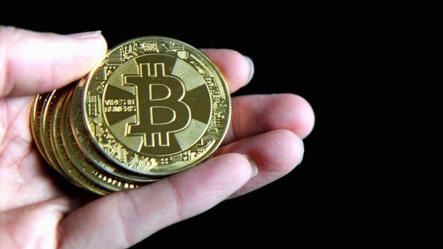 What are Bitcoins? History and Easy Ways to Trade Bitcoin