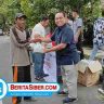 Berbagi takjil gratis
