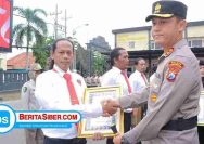 Wujud Apresiasi Berikan Penghargaan Kepada 26 Anggota Berprestasi, Ini Pesan Kapolres Lamongan