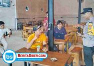 Sambangi Warga di Warkop, Polsek Lamongan Kota Sampaikan Pesan Kamtibmas