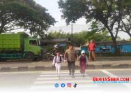 Polsek Pucuk Lamongan Gelar Commander Wish, Wujudkan Kamseltibcar Lantas dan Cegah Kemacetan di Jalan Raya