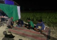 Polsek Deket Laksanakan Patroli Malam di JLU Lamongan, Imbau Pemuda Tidak Nongkrong Hingga Larut Malam