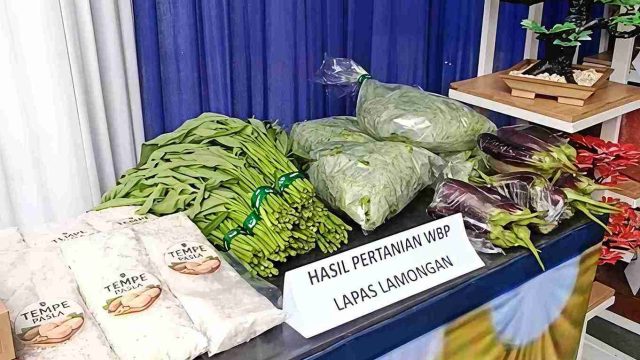 Hasil Pertanian dan Karya WBP Semarakkan Tasyakuran Hari Bakti Pemasyarakatan ke-62 di Lapas Lamongan
