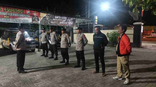 Sambut Long Weekend dan Kunjungan RI 1, Polsek Pucuk Gelar Apel Siaga Pengamanan