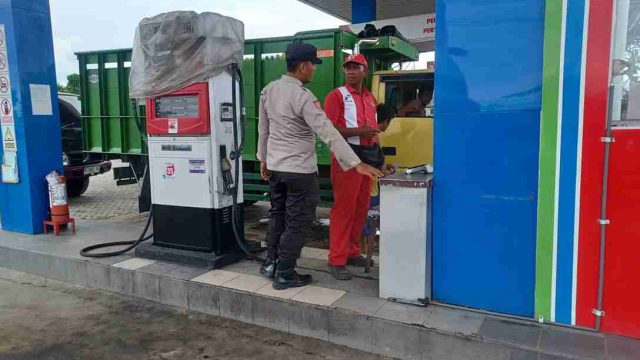 Pastikan Pasokan Aman, Polsek Pucuk Pantau Stok BBM dan Kondusivitas SPBU