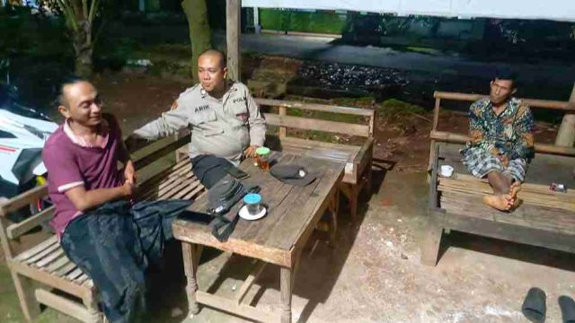 Jaga Kondusifitas Wilayah, Polsek Solokuro Gelar Patroli Sambang Warga di Desa Bluri