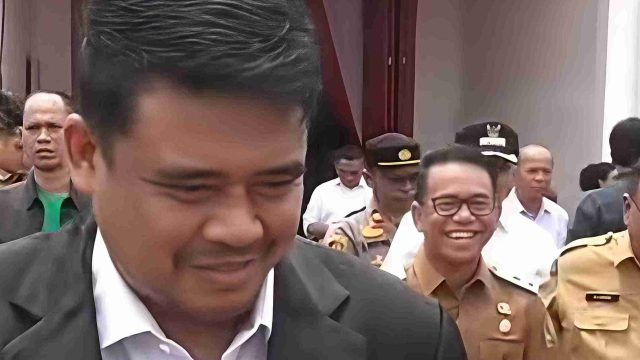 Viral Isu Rico Waas Keluar Negeri Tanpa Izin, Fakta atau Gorengan Politik?