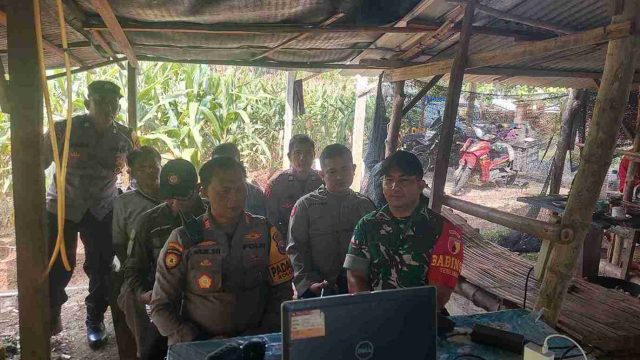 Dukung Ketahanan Pangan Prabowo, Kapolsek Solokuro dan Muspika Ikuti Zoom Meeting Panen Raya Jagung