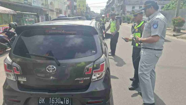 Tingkatkan Kepatuhan Wajib Pajak, Sat Lantas Polres Pematangsiantar Gelar Razia PKB 2026 di Jalan Merdeka
