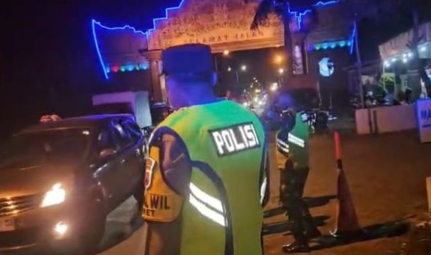 Kapolsek Deket Pimpin Patroli Malam Takbiran, Dua Tim Disiagakan Antisipasi Takbir Keliling di Jalur Raya