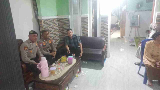 Patroli Kota Presisi Blue Light Polsek Lamongan Kota Ciptakan Situasi Kamtibmas Aman dan Kondusif di Sejumlah Titik Rawan