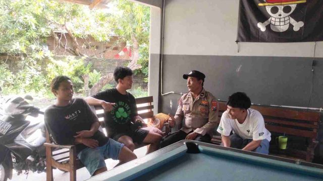 Wujudkan Kamtibmas Kondusif, Polsek Karangbinangun Intensifkan Patroli Dialogis di Desa Windu