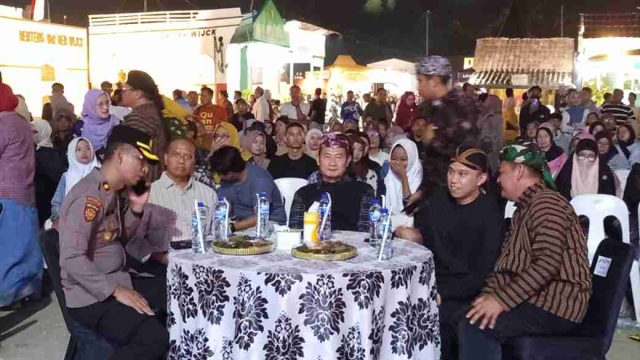 Sukses Digelar, Polsek Lamongan Kota Pastikan Pengamanan Malam Penutupan “Lamongan Tempoe Doloe” Berjalan Kondusif