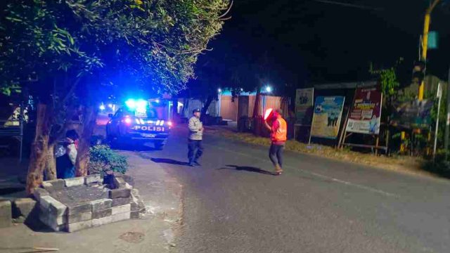 Pastikan Keamanan Wilayah, Polsek Solokuro Gelar Patroli Blue Light di Titik Rawan