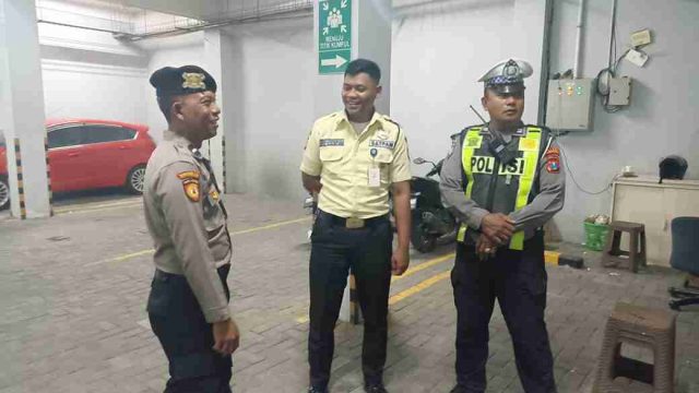Tingkatkan Keamanan Obyek Vital, Polsek Lamongan Kota Gencarkan Patroli Perintis Presisi
