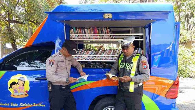 Sukseskan Literasi Daerah, Polsek Lamongan Kota Amankan Gelaran Festival Pusta Raya 2026