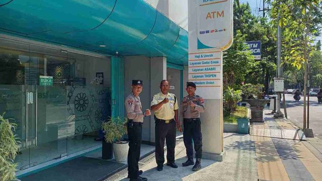 Pastikan Kamtibmas Kondusif, Polsek Lamongan Kota Gelar Patroli Kota Presisi di Sejumlah Objek Vital