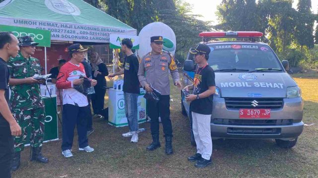 Pastikan Keamanan Perayaan HUT RI ke-80, Polsek Solokuro Kawal Ketat Kegiatan Gowes di Lapangan Tlogo Ploso