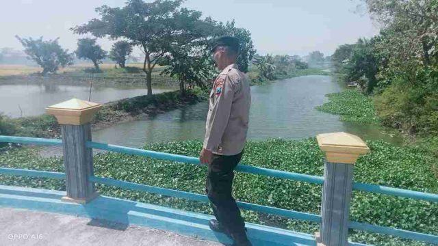 Antisipasi Dampak Cuaca, Polsek Deket Gelar Patroli Pemantauan Bantaran Sungai di Jalur Utama