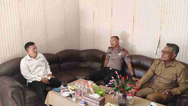 Perkuat Sinergitas, Kapolsek Lamongan Kota Sambangi Kantor Desa Pangkatrejo dan Tanjung