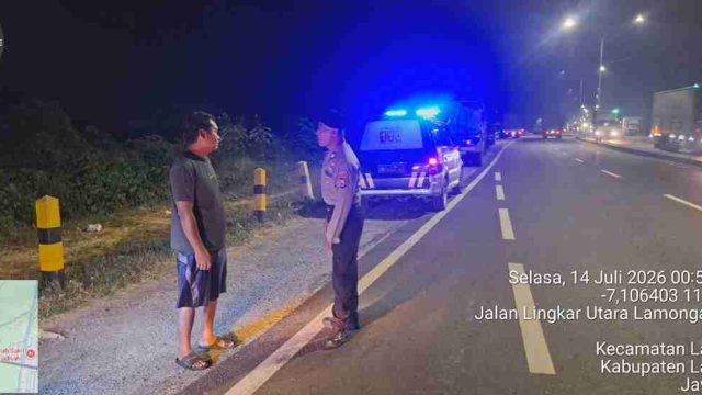 Cegah Gangguan Kamtibmas, Polsek Lamongan Kota Gencarkan Patroli Kota Presisi (PKP) Blue Light