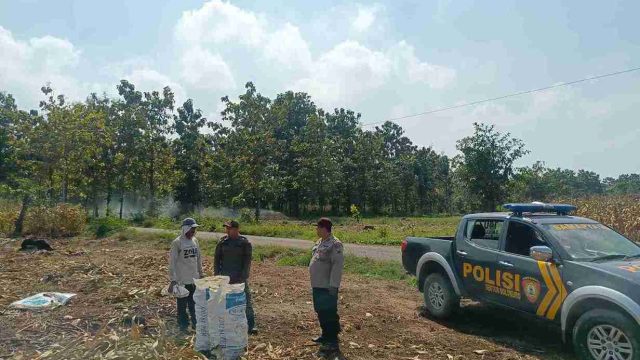 Dukung Asta Cita Ketahanan Pangan, Polsek Solokuro Polres Lamongan Garap Lahan Tidur untuk Produktivitas Jagung