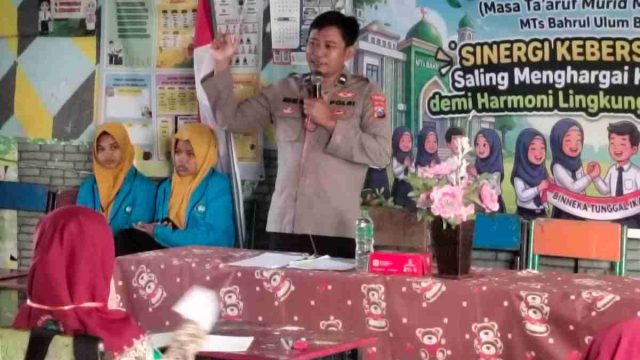 Polsek Karangbinangun Perkuat Karakter Siswa Baru MTS Bahrul Ulum Blawi Melalui Sosialisasi Kedisiplinan