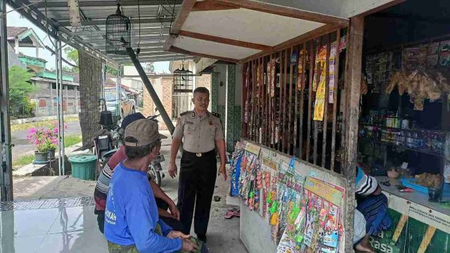 Tingkatkan Keamanan Wilayah, Polsek Sarirejo Gencarkan Patroli Dialogis dan Sapa Warga Langsung