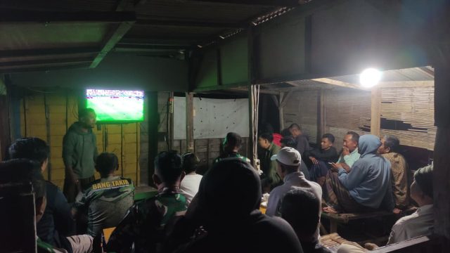 Sinergi TNI-Polri dan Warga Sarirejo Gelar Nobar Final Piala Dunia 2026, Ciptakan Suasana Kamtibmas yang Kondusif