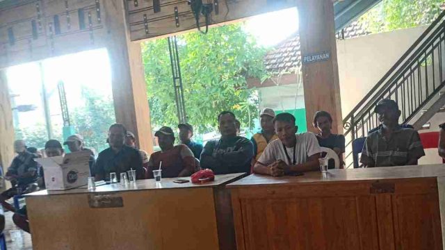Kapolsek Karangbinangun Kawal Aspirasi Warga Sumberejo, Mediasi Pembenahan Saluran Air Bersih Berbuah Kesepakatan