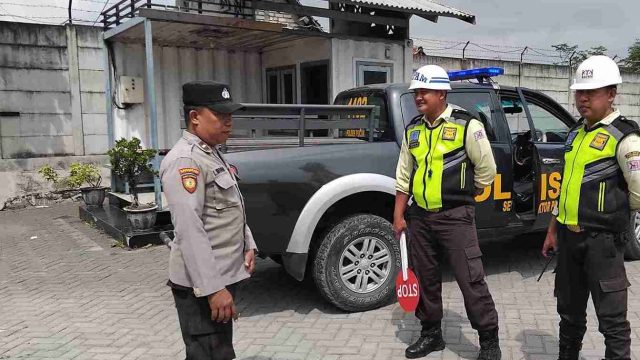 Polsek Pucuk Intensifkan Patroli Dialogis di PT KWI, Perkuat Sinergi Jaga Keamanan