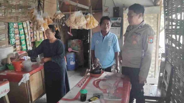 Polsek Pucuk Perkuat Harkamtibmas Lewat Patroli Dialogis Bersama Warga