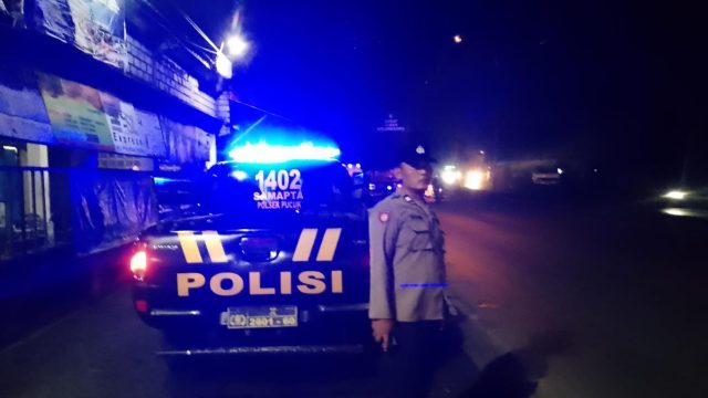Blue Light Patrol Polsek Pucuk Cegah Gangguan Kamtibmas pada Jam Rawan