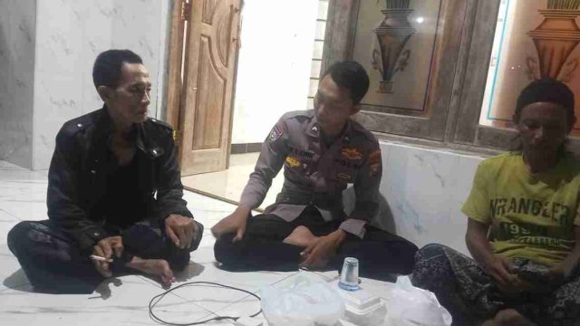 Sinergitas TNI-Polri di Solokuro Makin Solid, Patroli Dialogis Sambangi Warga Desa Bluri