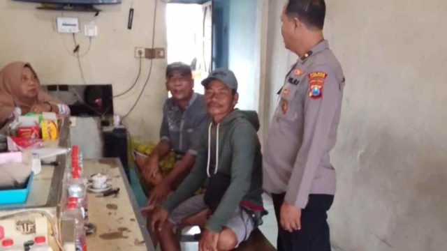 Patroli Presisi Polsek Karangbinangun Sambangi Warkop, Ajak Warga Bersama Cegah Aksi Kriminalitas 3C