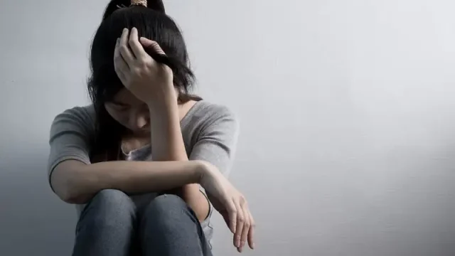 Remaja Rentan Stres, Kenali Pemicu dan Cara Menghadapinya