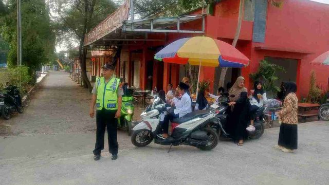 Polsek Solokuro Gelar Patroli Dialogis di Desa Payaman, Ajak Warga Bersama Jaga Kamtibmas