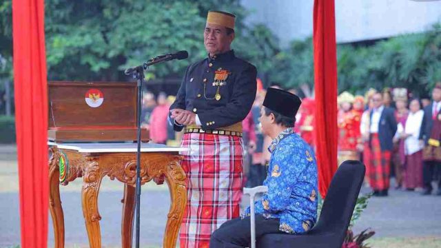 HUT ke-81 RI, Mentan Amran Pastikan Bantuan Rp75,4 Miliar untuk Korban Gempa NTT Segera Disalurkan