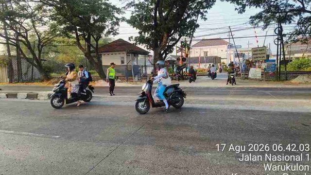 Polsek Pucuk Gelar Pengaturan Pagi, Pastikan Upacara HUT ke-81 RI Berjalan Aman dan Lancar
