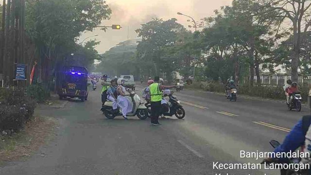 Polsek Deket Gelar Pengaturan Lalu Lintas di Perumahan Deket Permai, Antisipasi Kriminalitas dan 3C