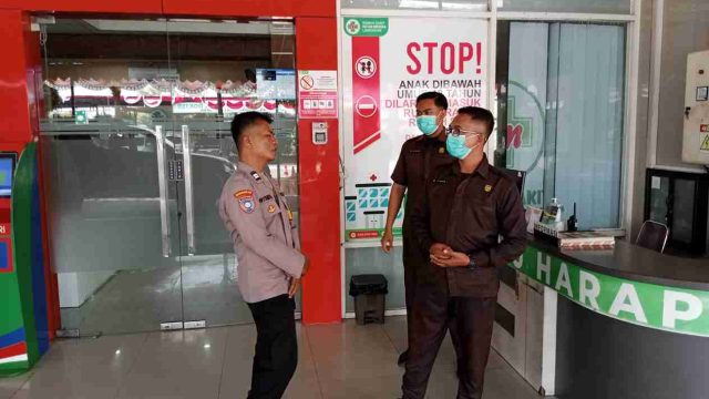 Patroli Presisi Polsek Karangbinangun Sasar Obyek Vital, Antisipasi 3C dan Perkuat Kamtibmas Lamongan 
