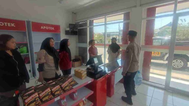 Polsek Deket Imbau Karyawan Minimarket di Lamongan Waspadai Orang Mencurigakan, Segera Hubungi Polisi