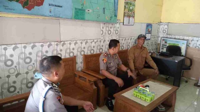 Patroli Dialogis Polsek Sarirejo Lamongan Sasar Tokoh Masyarakat, Perkuat Harkamtibmas dan Cegah Aksi Judi