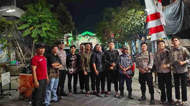Polsek Deket Amankan Perayaan HUT RI di Dusun Gajah, Pastikan Acara Warga Berjalan Lancar