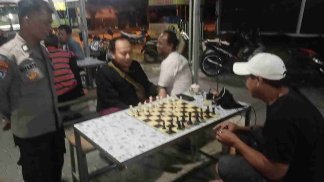 Patroli Dialogis Polsek Karangbinangun Sasar Warung Kopi, Warga Diimbau Waspadai 3C