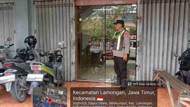 Jaga Kekhusyukan Ibadah, Polsek Lamongan Kota Amankan Misa dan Kebaktian di Dua Gereja
