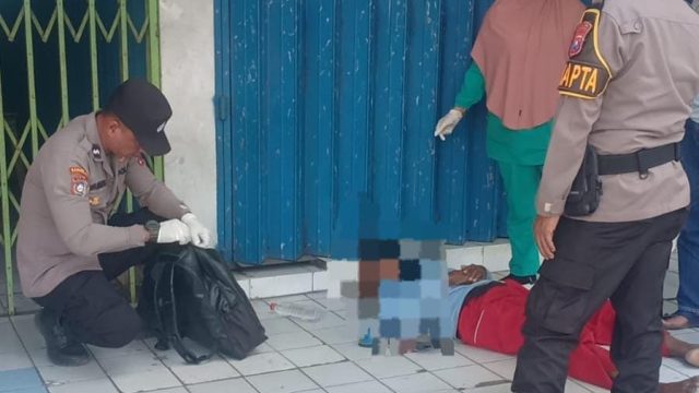 Tragis! Pria Asal Kalimantan Selatan Ditemukan Meninggal Dunia di Depan Toko Emas Pasar Tingkat Lamongan