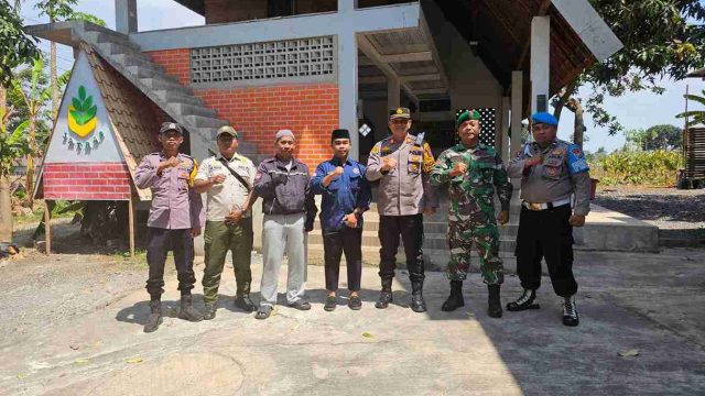 Anjangsana ke Ketua IKSPI Solokuro, Kapolsek Ajak Perguruan Silat Perangi Hoaks dan Jaga Kamtibmas