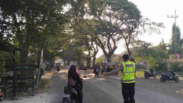 Polsek Karangbinangun Gelar Commander Wish Pagi, Antisipasi Laka Lantas dan Pastikan Arus Lalu Lintas Lancar