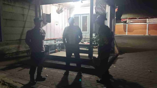Polsek Pucuk Patroli PT KWI, Satpam Diingatkan Perketat Pengawasan Keluar Masuk Kendaraan